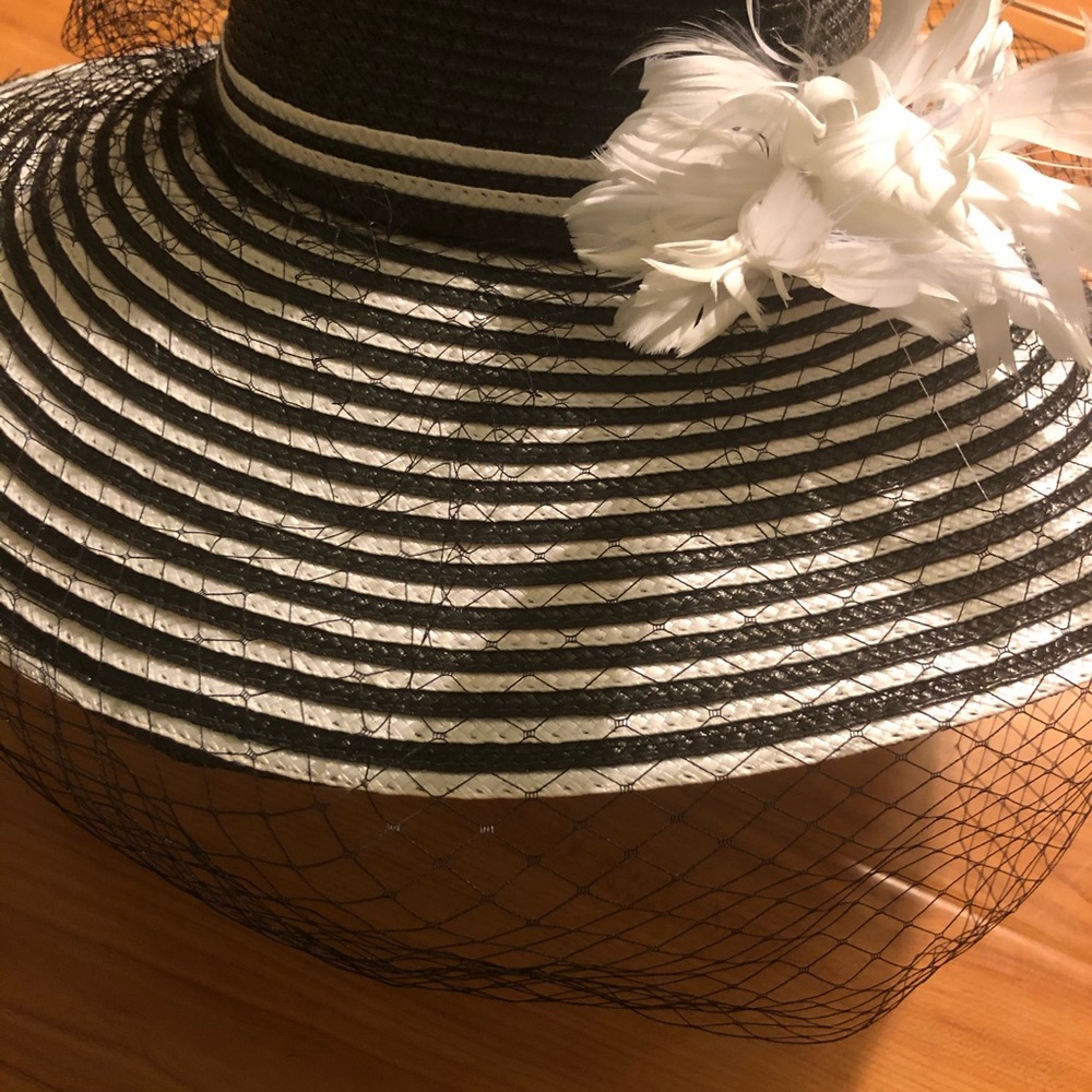 August Hat - image 3